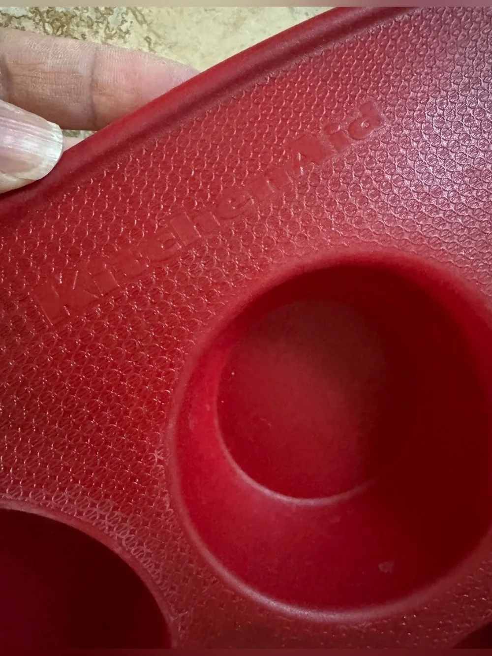Red silicone kitchenaid bakeware
